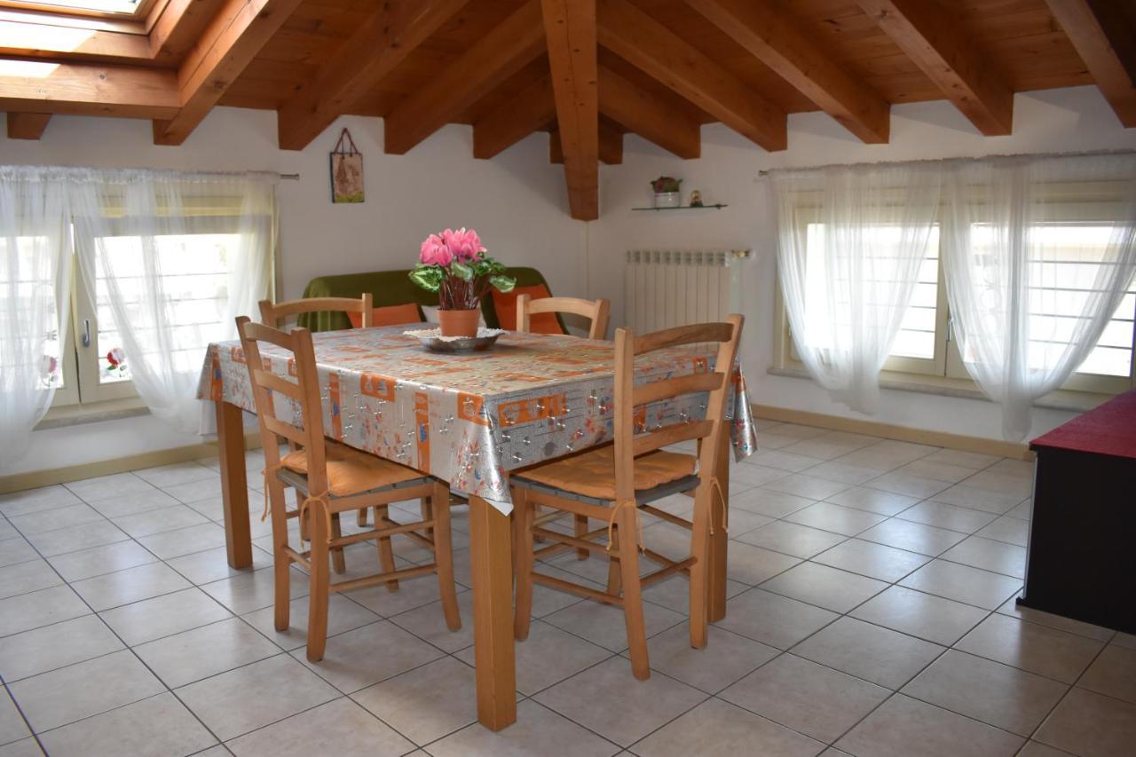 Anna Appartamento Vacanze Monticelli Brusati Екстериор снимка