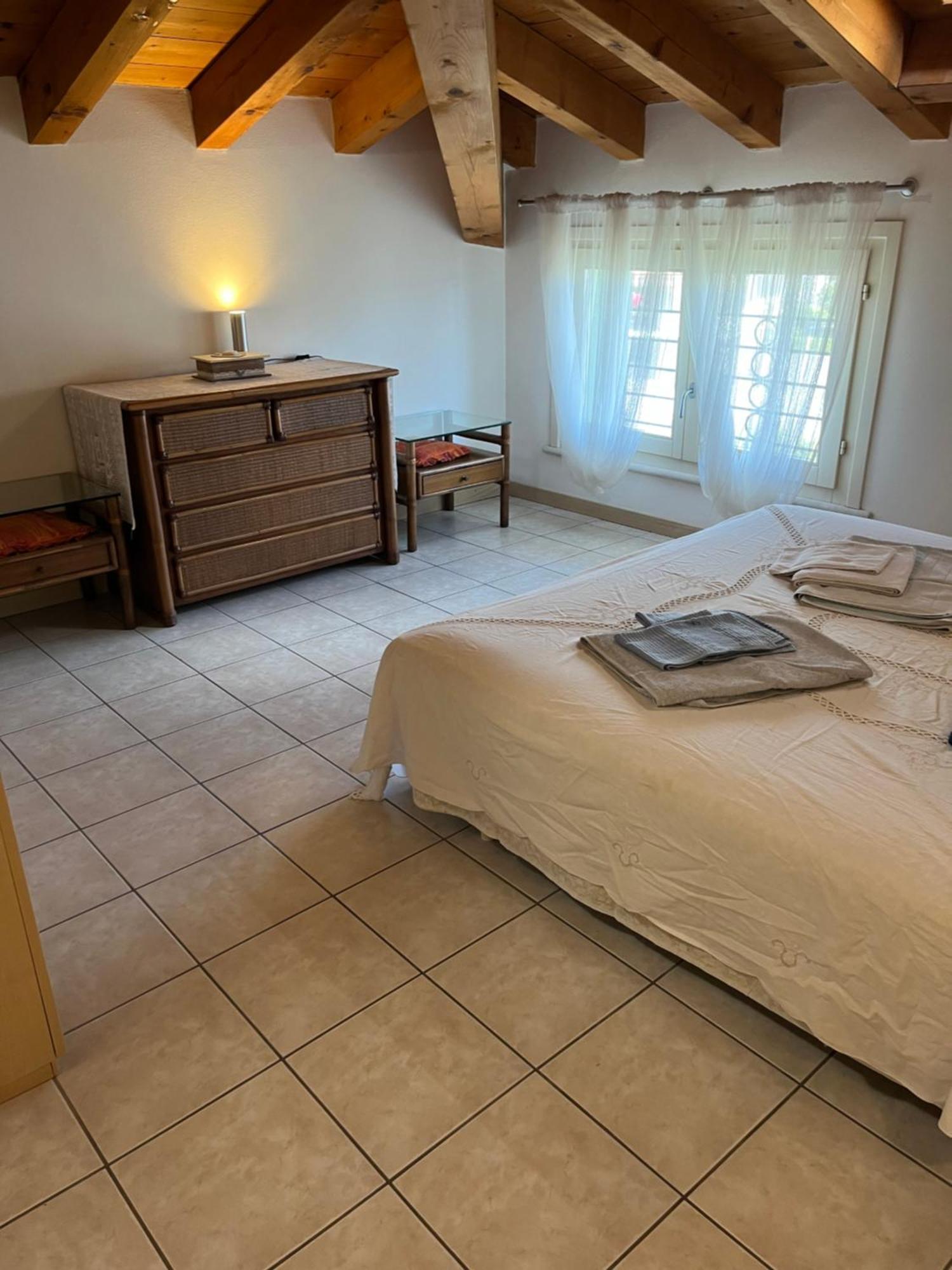 Anna Appartamento Vacanze Monticelli Brusati Екстериор снимка